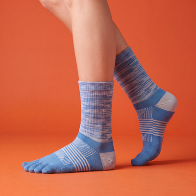 Move & Roam™ Performance Toe Socks